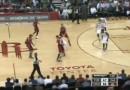 Omer Asik marque contre son camp